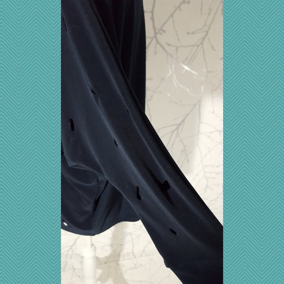 Sympli Navy Cutout Dolman Sleeve Top - Picture 4 of 7